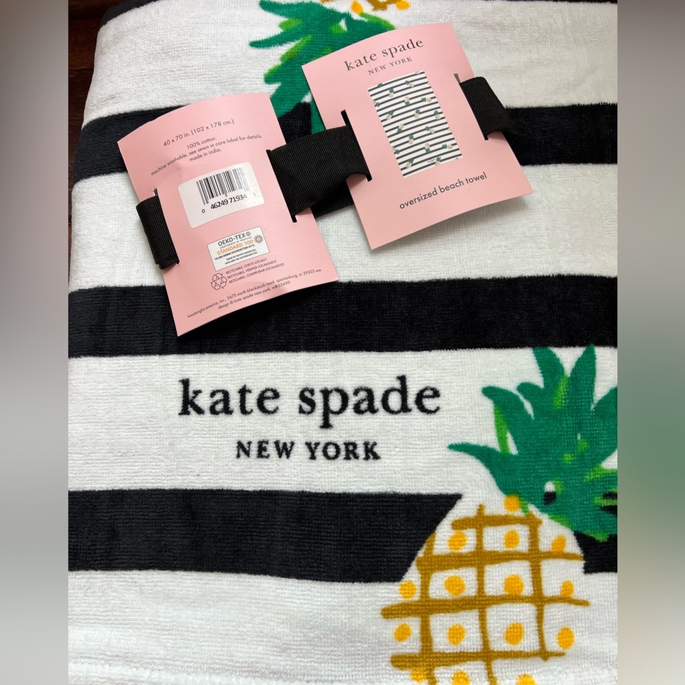 Kate Spade ♠️ Pineapple Beach Towel NWT